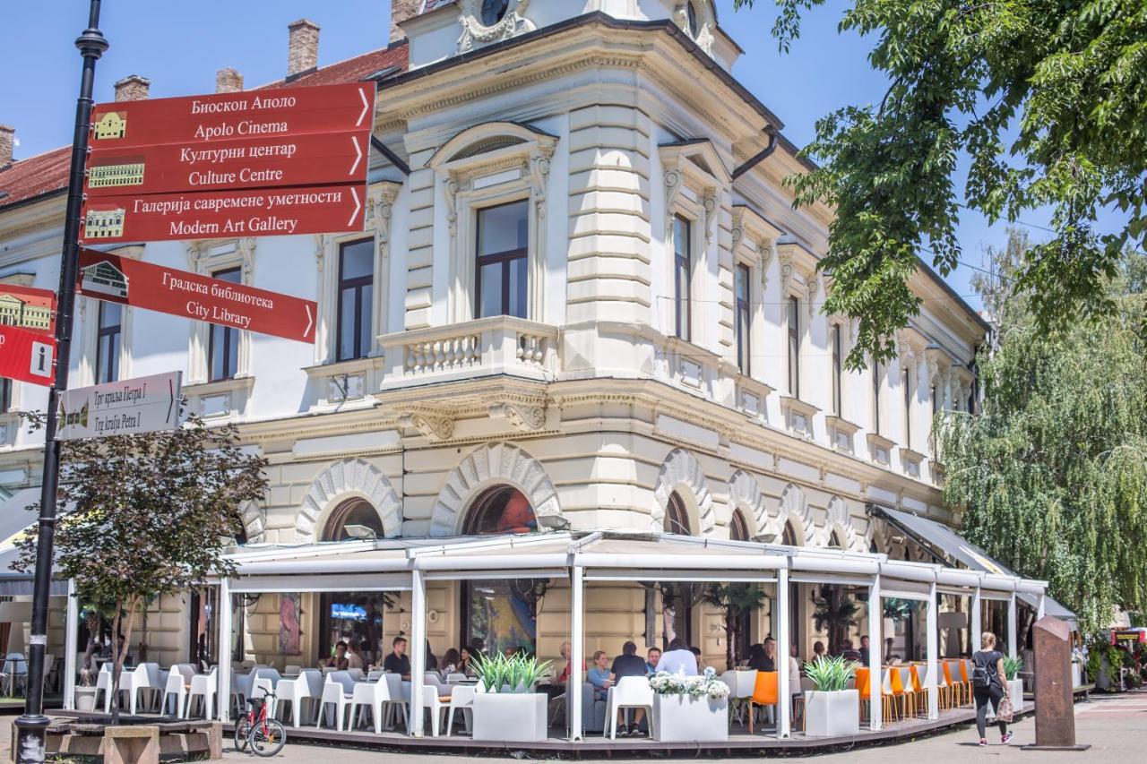 Hotel Grand Hedonist Панчево Екстер'єр фото